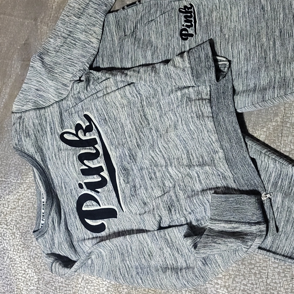 Like new Victoria's Secret Pink sweatsuit